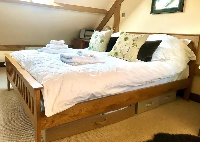 Greencourt Loft - The Cotswold Way, Stroud Ryeford