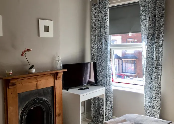 The Limes Guest House Birmingham