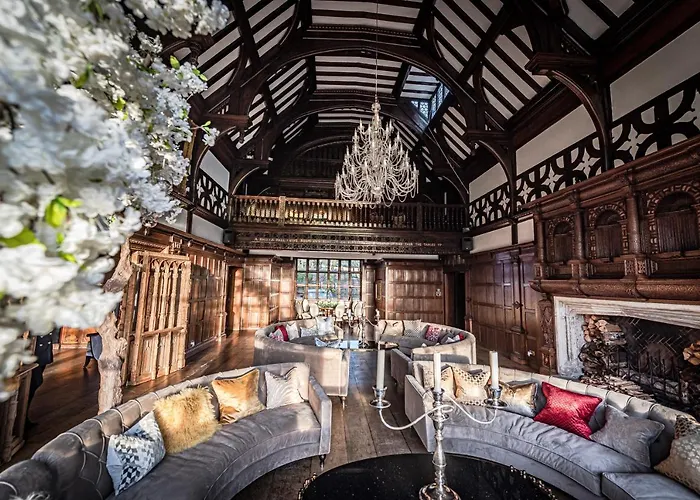Liverpool 5 Star Hotels